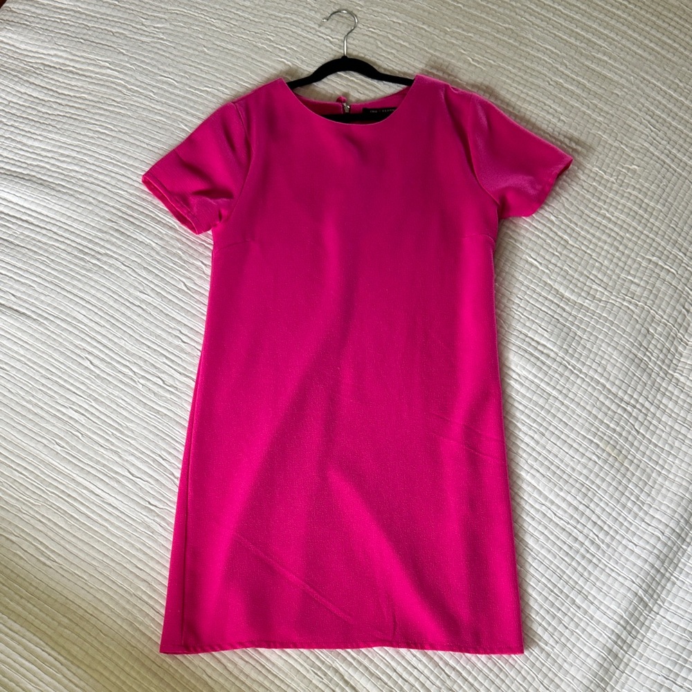 One Clothing Fuchsia Short Sleeve Dress